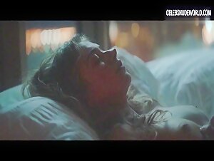 Imogen Poots breasts, Nude scene in Frank & Lola (2016) 18