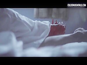 Fiona O'Shaughnessy, Abigail Hardingham Underwear, Butt scene in Nina Forever (2016) 18