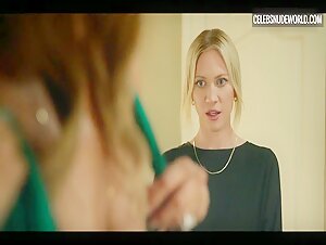Malin Åkerman bathroom , nude in The Hunting Wives (2025) 20