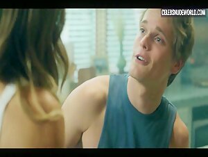 Malin Åkerman blowjob,brunette in The Hunting Wives (2025) 11