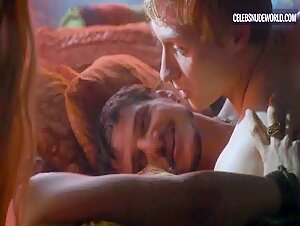 Josephine Gillan, Xena Avramidis butt , kissing in Game of Thrones (2011-2019) 3