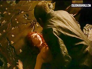 Carice van Houten breasts, Nude scene in Game of Thrones (2011-2019) 20