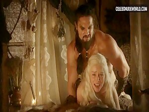 Emilia Clarke breasts, Nude scene in Game of Thrones (2011-2019) 13