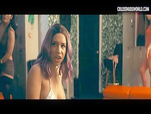Lindsey Normington, Luna Sofía Miranda Pokies, Sexy scene in Anora (2024) 15