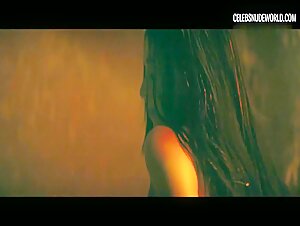 Mikey Madison butt, breasts scene in Anora (2024) 16