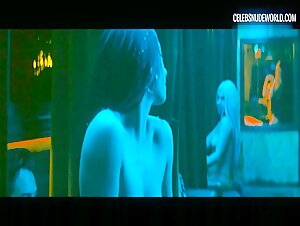 Mikey Madison, Luna Sofía Miranda bikini, breasts scene in Anora (2024) 15