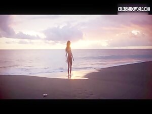 Margaux Lakdar Nude, breasts scene in Ti fi la siren (2025) 2