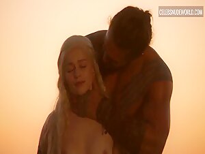 Emilia Clarke Nude, breasts scene in Game of Thrones (2011-2019) 15