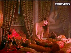 Elisa Lasowski Nude, breasts scene in Game of Thrones (2011-2019) 2