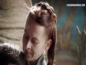 Kate Dickie prosthetic, Sexy scene in Game of Thrones (2011-2019) 11