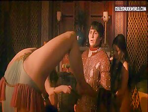 Pixie Le Knot thong, Sexy scene in Game of Thrones (2011-2019)
