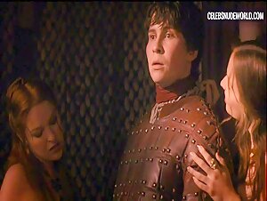 Pixie Le Knot thong, Sexy scene in Game of Thrones (2011-2019) 7