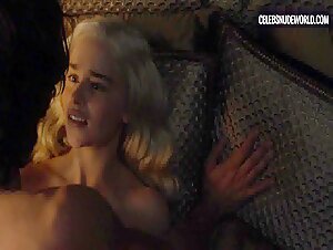 Emilia Clarke Sexy, Blonde scene in Game of Thrones (2011-2019) 13