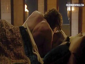 Emilia Clarke Sexy, Blonde scene in Game of Thrones (2011-2019) 6
