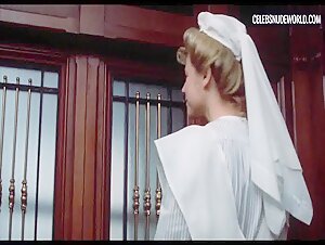 Traci Lind Nude, breasts scene in The Road to Wellville (1994) 10