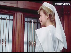 Traci Lind Nude, breasts scene in The Road to Wellville (1994) 14