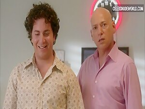 Tara Holt butt, Sexy scene in Californication (2007-2014) 10