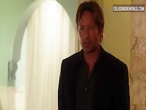 Addison Timlin breasts, Nude scene in Californication (2007-2014) 15