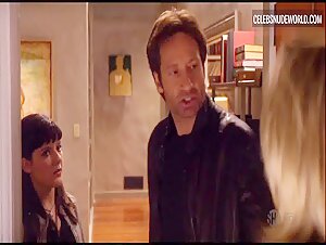 Ellen Woglom underwear, Sexy scene in Californication (2007-2014) 12