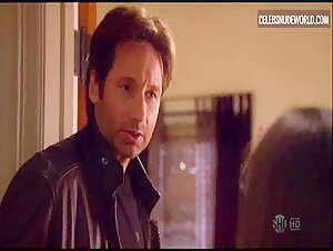 Ellen Woglom underwear, Sexy scene in Californication (2007-2014) 17