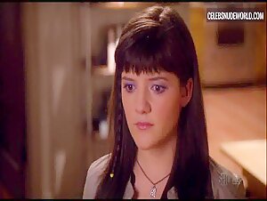 Ellen Woglom underwear, Sexy scene in Californication (2007-2014) 19