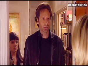 Ellen Woglom underwear, Sexy scene in Californication (2007-2014) 4