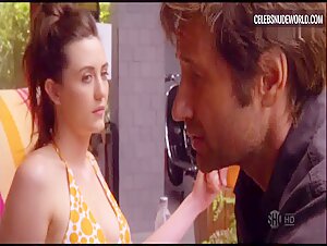 Madeline Zima bikini, Sexy scene in Californication (2007-2014)
