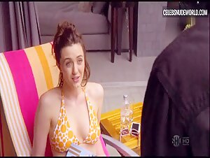 Madeline Zima bikini, Sexy scene in Californication (2007-2014) 2