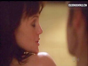 Carla Gugino underwear, Sexy scene in Californication (2007-2014) 3
