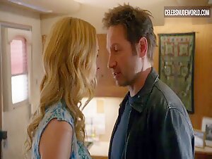 Heather Graham Cleavage, Sex scene in Californication (2007-2014) 2
