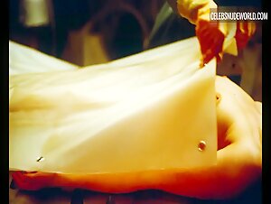 Emma Stone Nude, tits scene in Poor Things (2023) nude,naked Emma Stone Nude, tits scene in Poor Things (2023)