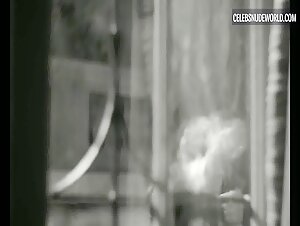 Emma Stone Moaning, Sexy scene in Poor Things (2023) 6