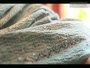 Estefania Piñeres Sexy, Barefoot scene in Delirium (2025) 8