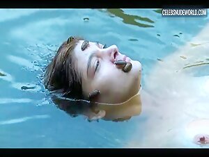 Estefania Piñeres breasts, Nude scene in Delirium (2025) 4