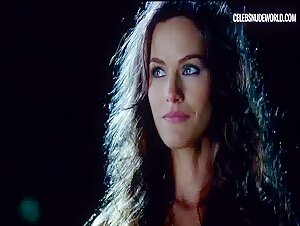 Kelly Overton butt, Nude scene in True Blood (2008-2014) 4