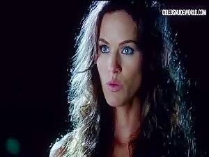 Kelly Overton butt, Nude scene in True Blood (2008-2014) 8