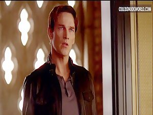 Jessica Clark bush, breasts scene in True Blood (2008-2014) 10