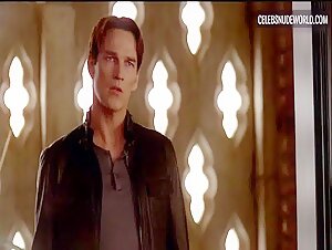 Jessica Clark bush, breasts scene in True Blood (2008-2014) 8