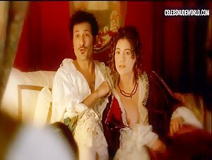 Ellen Soderberg breasts, Nude scene in True Blood (2008-2014)