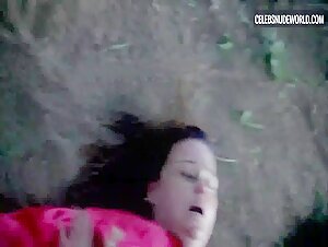 Janina Gavankar butt, Nude scene in True Blood (2008-2014) 3