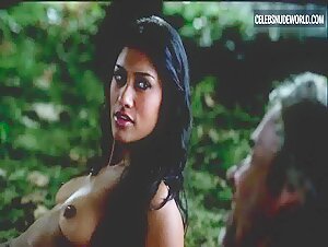 Janina Gavankar bush, Nude scene in True Blood (2008-2014)