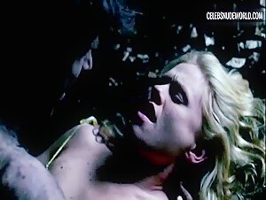 Anna Paquin Nude, breasts scene in True Blood (2008-2014) 20