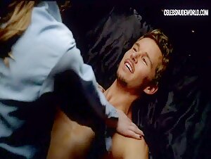 Deborah Ann Woll underwear, Sexy scene in True Blood (2008-2014) 5