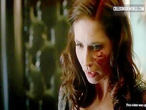 Deborah Ann Woll, Bailey Noble underwear, Sexy scene in True Blood (2008-2014) 14