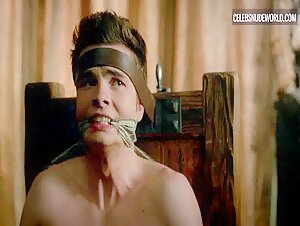 Deborah Ann Woll, Bailey Noble underwear, Sexy scene in True Blood (2008-2014) 5