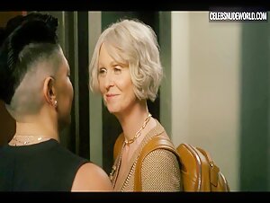 Cynthia Nixon, Sara Ramirez lesbian, Sexy scene in And Just Like That… (2021) 6