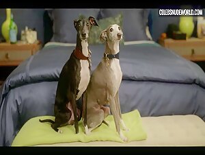 Cynthia Nixon, Dolly Wells lesbian, Sexy scene in And Just Like That… (2021) 13