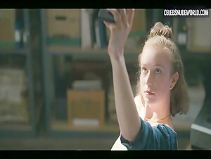 Hannah Einbinder Selfie, Sexy scene in Hacks (2021) 13