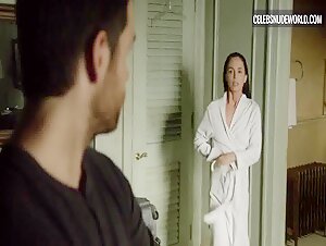 Eliza Dushku Nude, butt scene in Banshee (2013-2016) 10