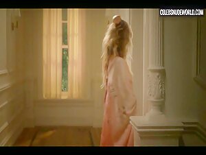 Cynthia Nixon Nude, bush scene in And Just Like That… (2021-2025) 5